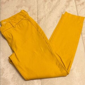 Old Navy Women's Bright Yellow Chinos